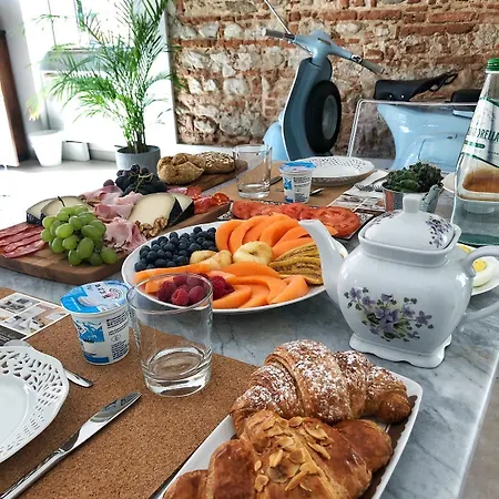 Hotel Le -