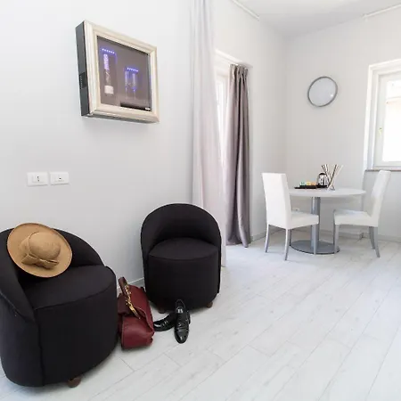 Hotel Le - Polistena