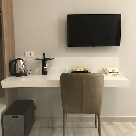 Le - Hotel Polistena
